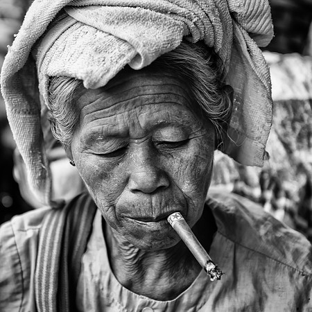 Heho market cigar woman BW square.
