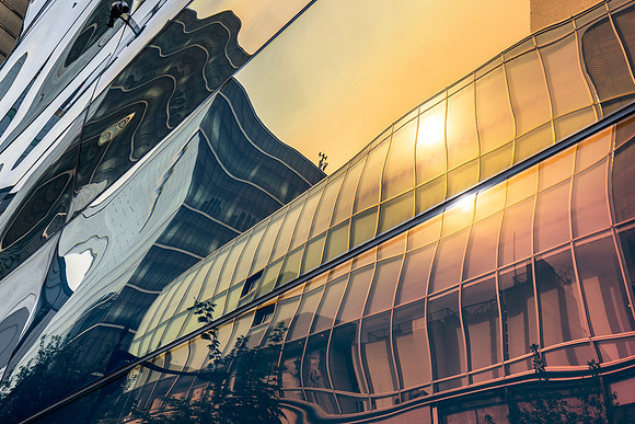 Tokyo Building distortion