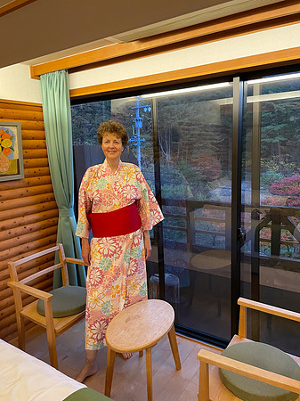 Tsumago ryokan Jenni kimono