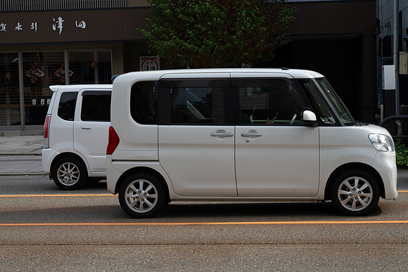 Kanazawa minivans
