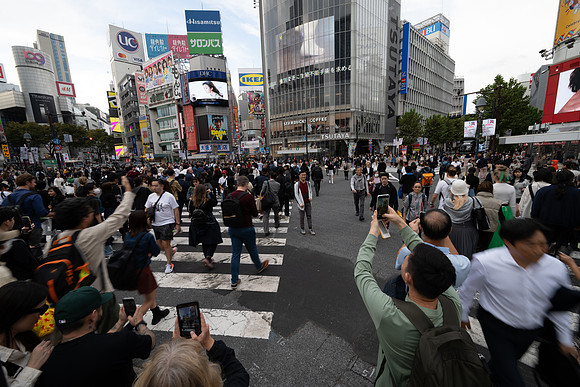 Tokyo scramble crossing