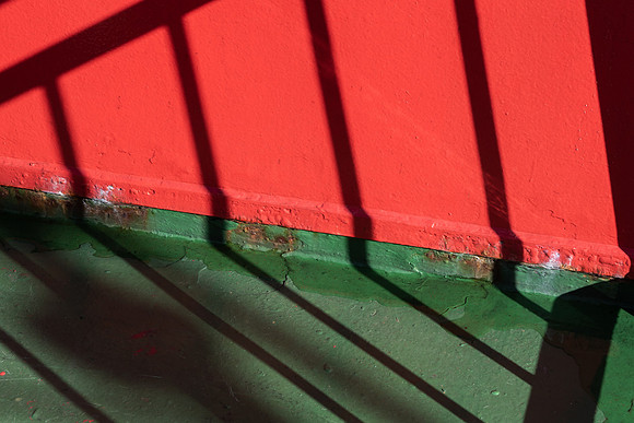 Mallaig ferry red and green 4