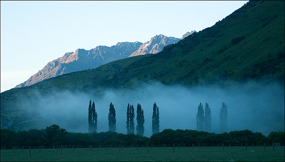 Queenstown dawn mist
