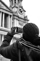 St Pauls smartphone 9 bw