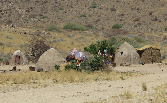 himba huts