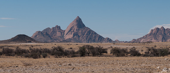 Spitzkoppe distance