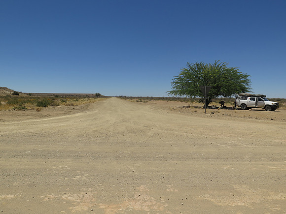 lunch stop near solitaire