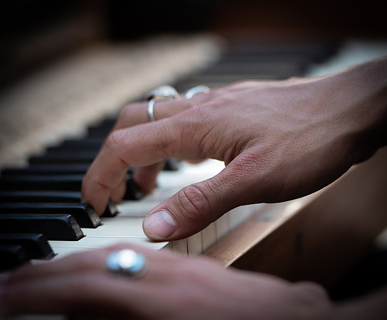Piano hands 5