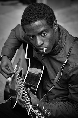 Columbia Road market blues guitarist bw