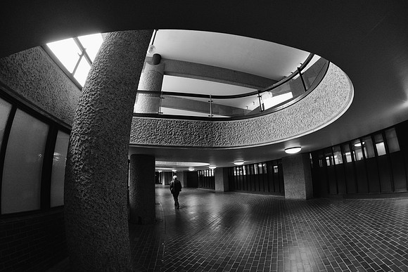 Barbican Frobisher Crescent 2 BW