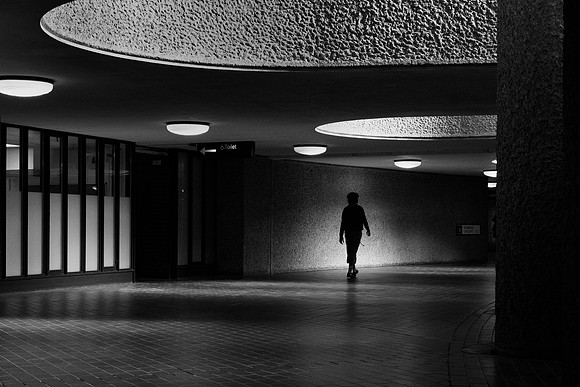 Barbican Frobisher Cresc BW 1