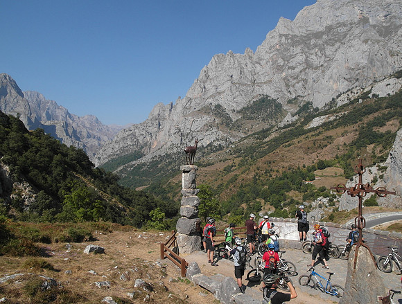 picos_cares river gorge