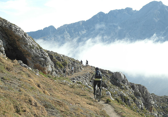 picos_manforas mines trail