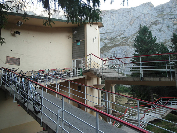 picos_fuente de cablecar bike queue