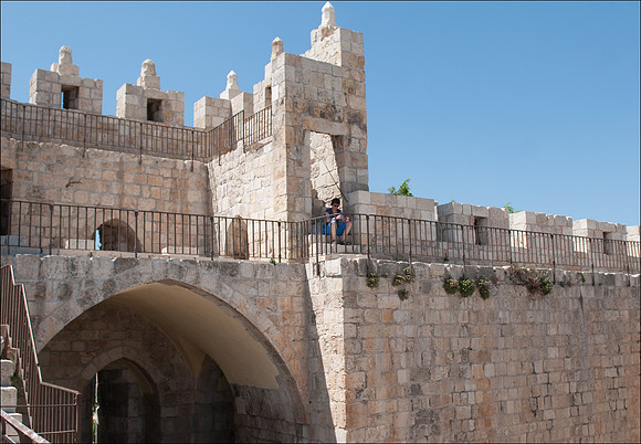 Jerusalem Jenni Damascus gate