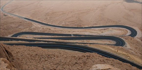 Machtesh Ramon hairpins crop