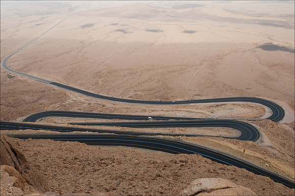 Machtesh Ramon hairpins