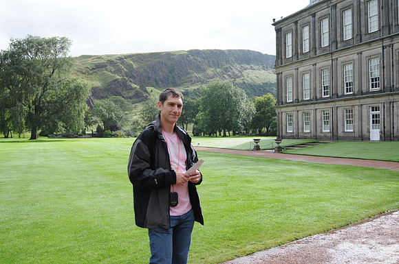 Edinburgh Hollyrood abbey Gary