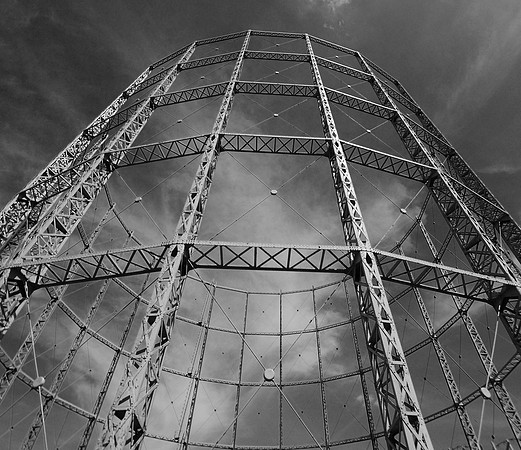 Gas holder
