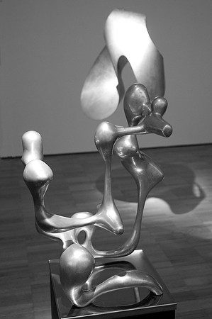 Kumu gallery sculpture
