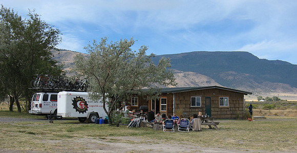 summer lake hot springs cabin