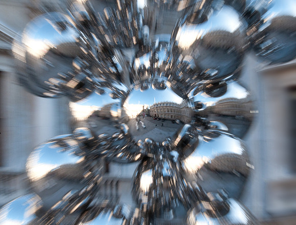 globe motion