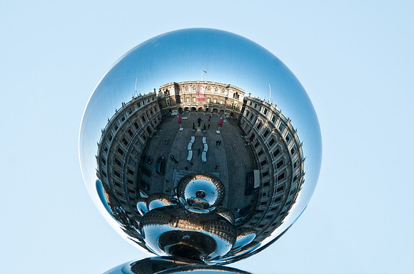 Royal Academy in Kapoor's globe