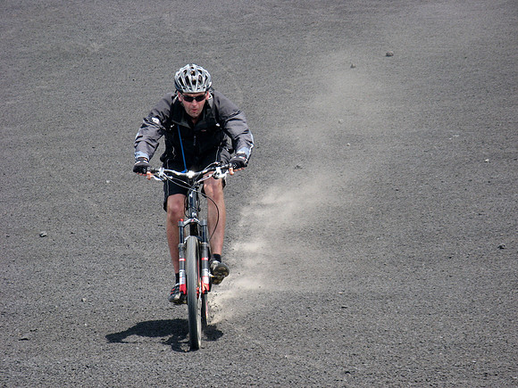 Etna mountain bike descent 3
