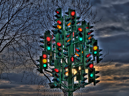 canary wharf traffic lights