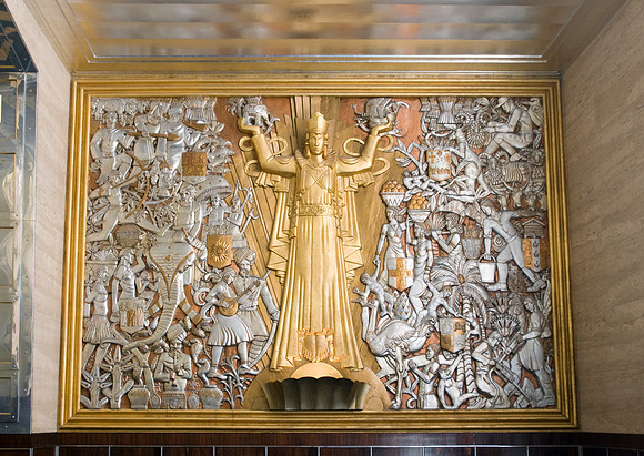 daily express lobby mural