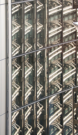Lloyds ductwork reflected in willis building