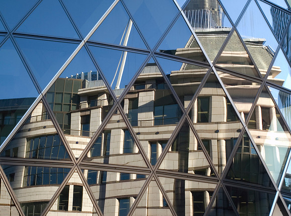 swiss re reflection