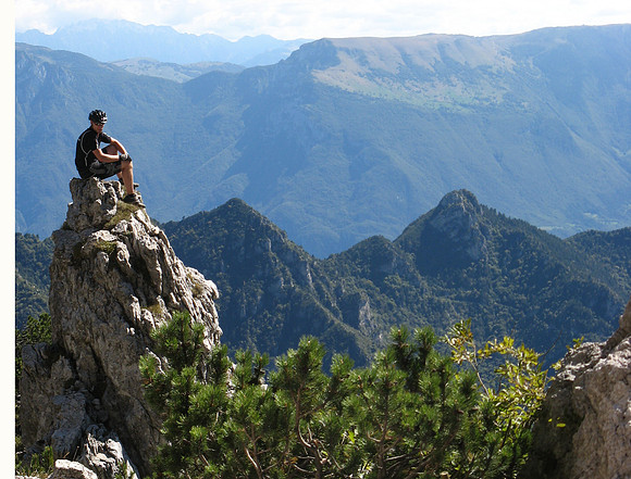 Tremalzo rich on rock