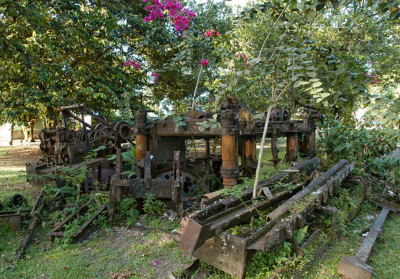tortuguero rusting machinery