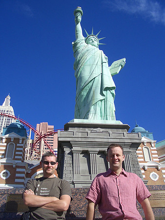 GC_lv_nyny_meercat_cassius