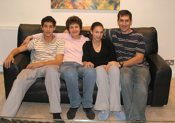 colet family in kitchen  041015