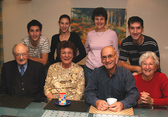 colet and bloch family 041015 6x4