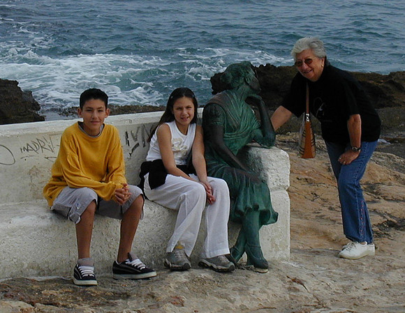 torrevieja r l m and statue oct01