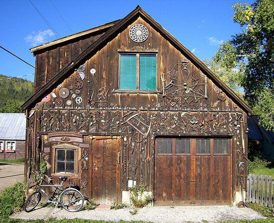 cb junk house