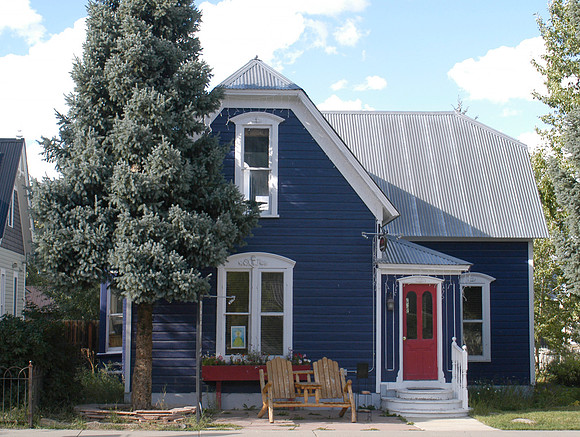 cb elk ave house