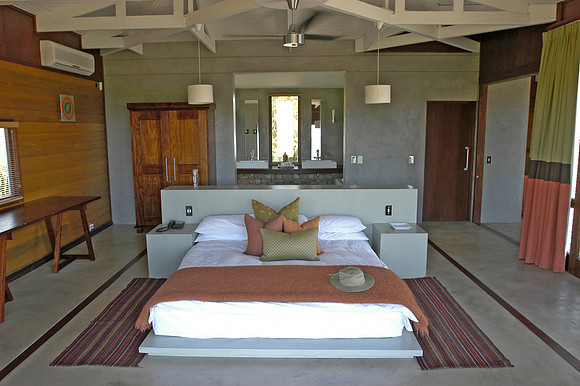 bungalow bedroom 1