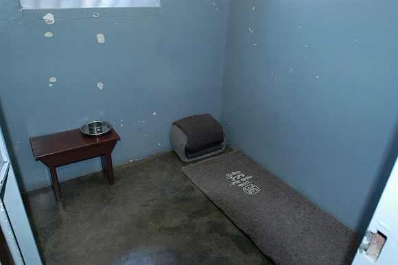 robben island mandela cell