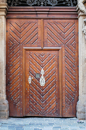 doors 1