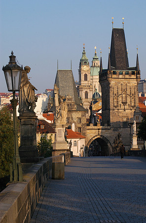 charles bridge empty