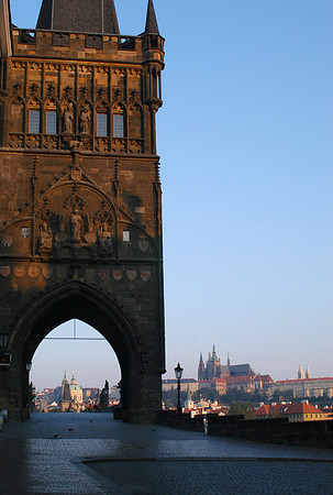 charles bridge dawn