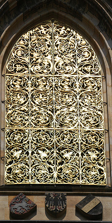castle gold screen