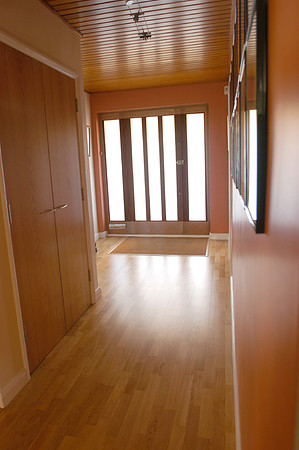 10 Colet hallway