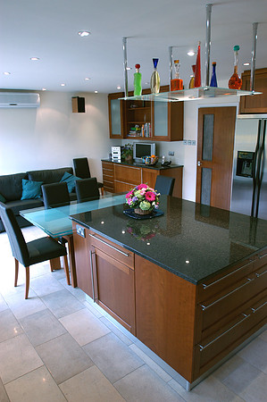 finished kitchen026