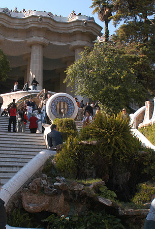parc guell steps