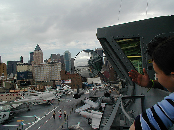 uss intrepid flight deck apr02